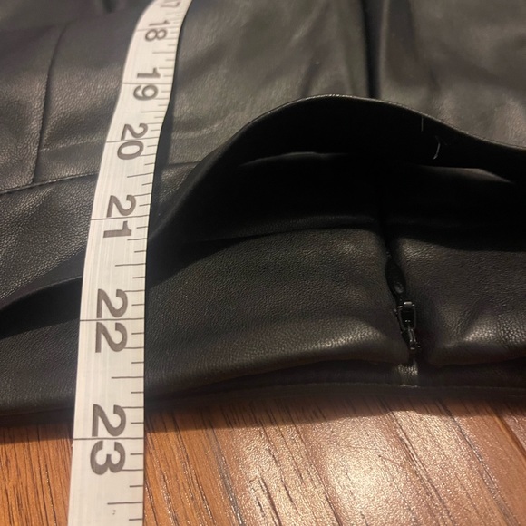 Eloquii Faux Leather Size 22 Button Up Tie Waist Mini Skirt - Picture 4 of 5